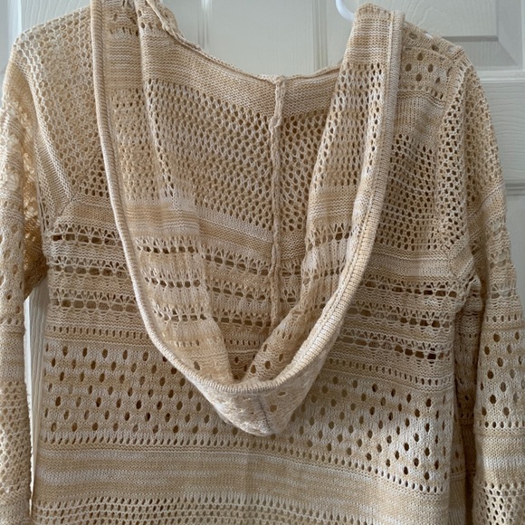 Rue 21 Sweater - Picture 4 of 5